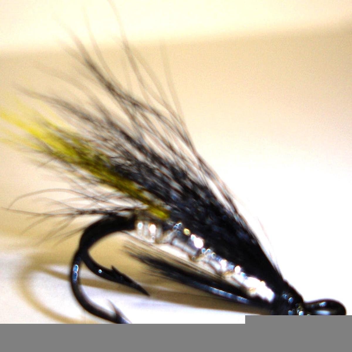 Silver Stoat Tail 1Dozen Treble