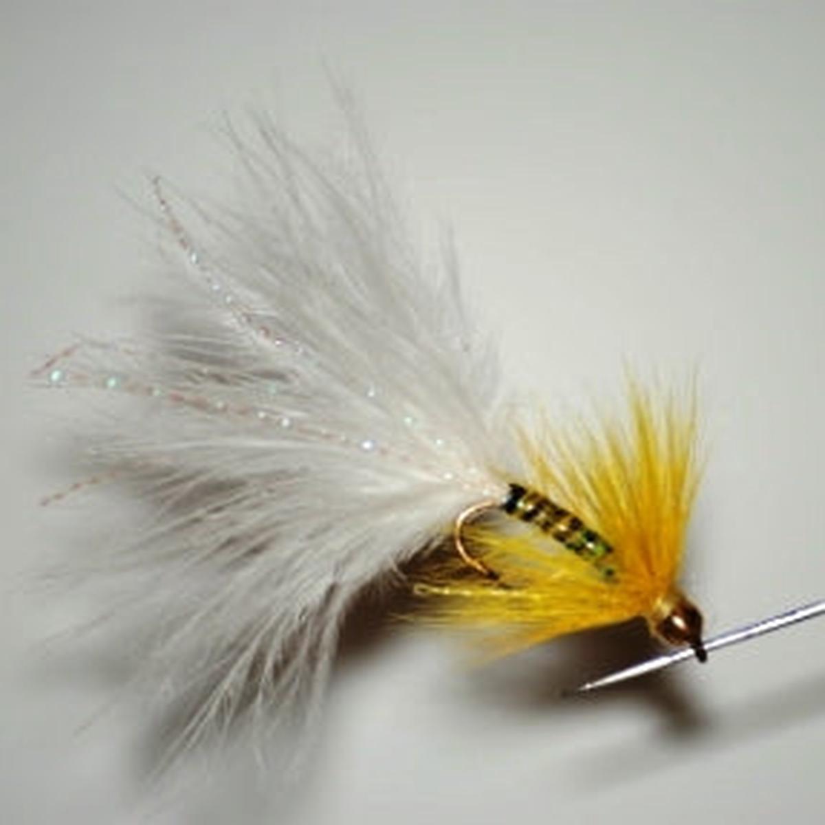 Dancer Yellow & White Tail Gold Bead